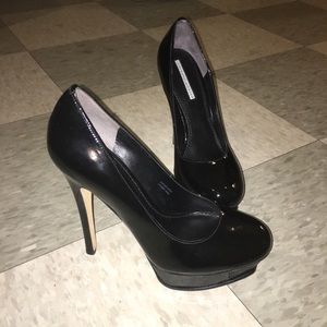 New Vera Wang Lavender Heels Platform Shoes size 9